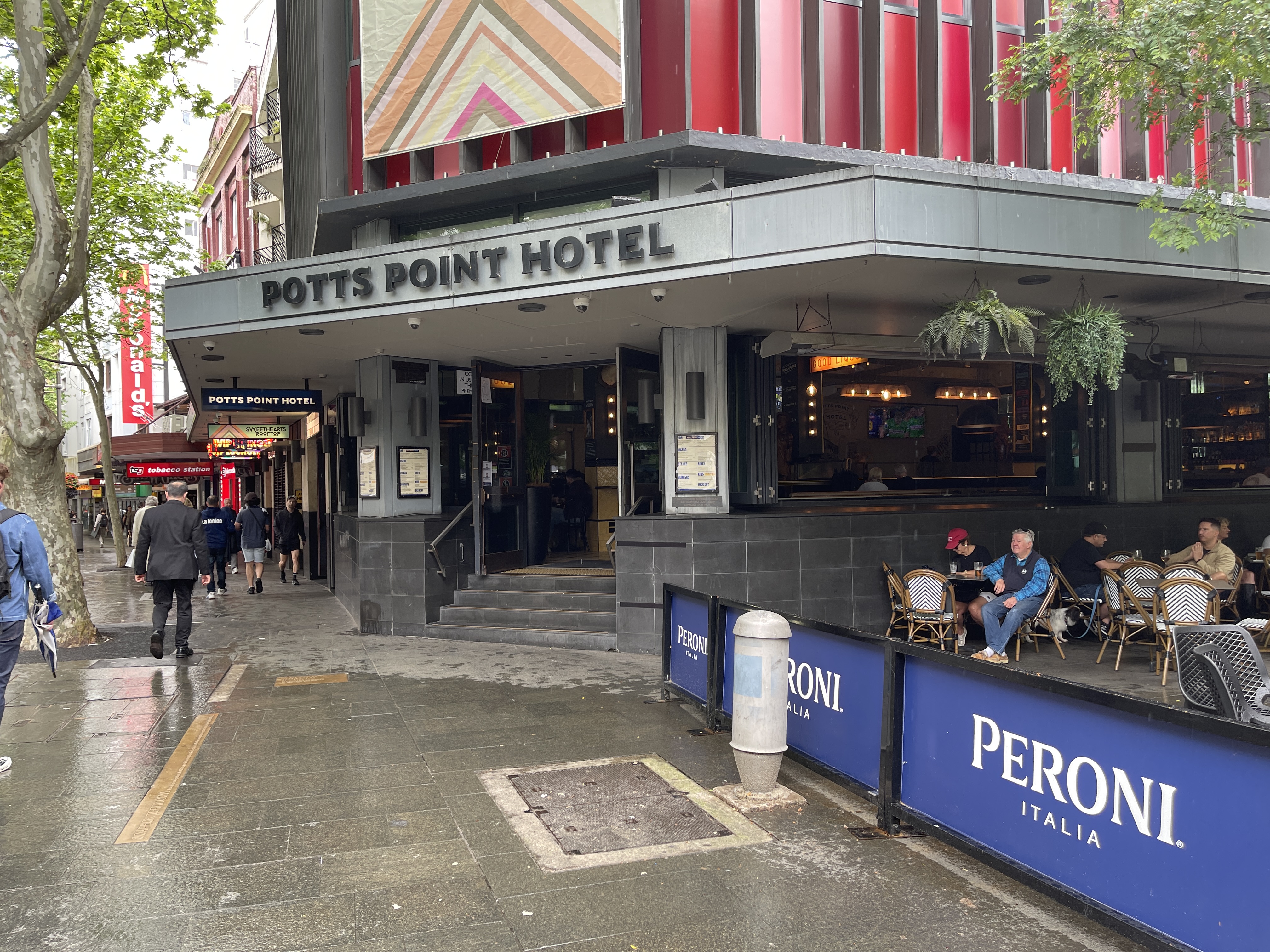 pubs in Potts Point